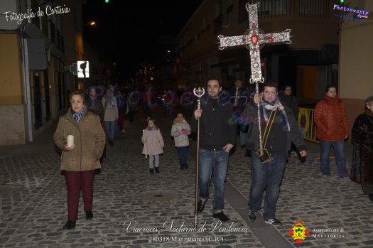Viacrucis nocturno de penitencia en Manzanares 2018